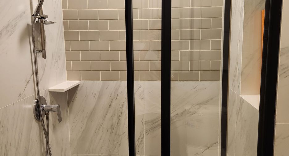 For rent 1 bed condo in Ratchathewi, Bangkok