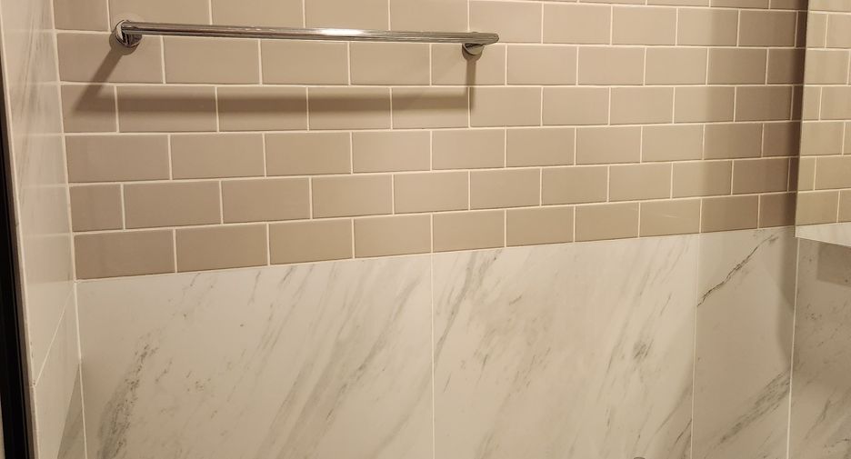For rent 1 bed condo in Ratchathewi, Bangkok