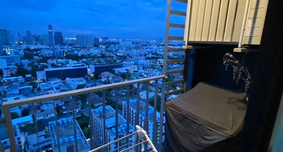 For rent 1 bed condo in Phra Khanong, Bangkok