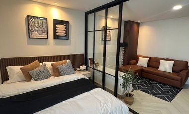 Condo en alquiler de 1 habitaciones en Huai Khwang, Bangkok
