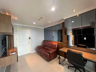 For rent 1 bed condo in Huai Khwang, Bangkok