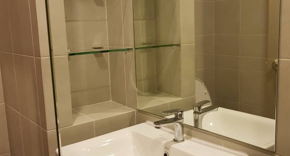 For sale スタジオ condo in Bang Na, Bangkok