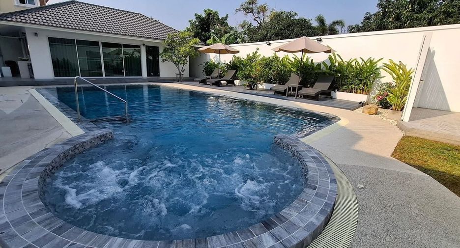 Villa zum Kauf und zur Miete mit 4 Zimmer in Bang Lamung, Chonburi