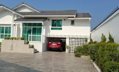 For sale and for rent 4 bedrooms villa in Bang Lamung, Chonburi