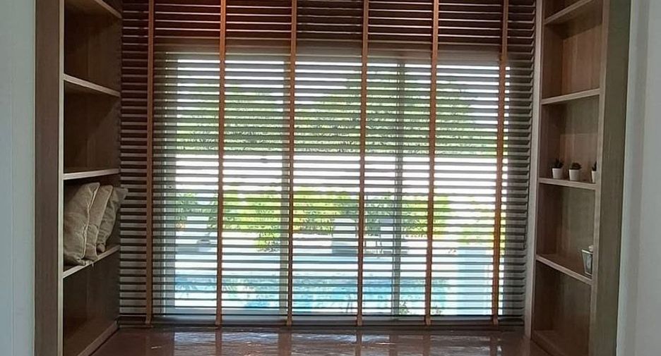 Villa zum Kauf und zur Miete mit 4 Zimmer in Bang Lamung, Chonburi