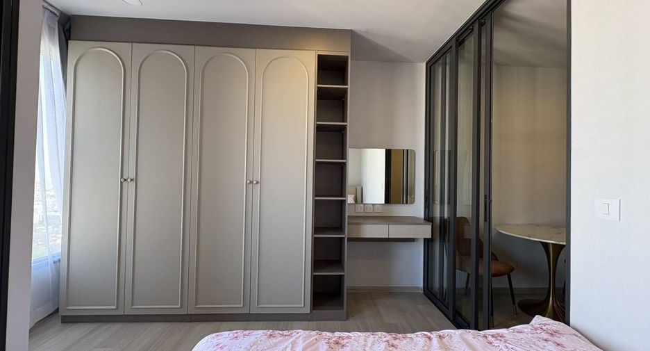 For rent 1 bed condo in Phra Khanong, Bangkok