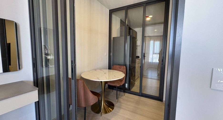 For rent 1 bed condo in Phra Khanong, Bangkok