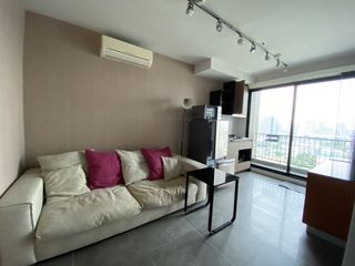 出售 1 卧室 公寓 在 Mueang Samut Prakan, Samut Prakan
