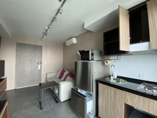 出售 1 卧室 公寓 在 Mueang Samut Prakan, Samut Prakan