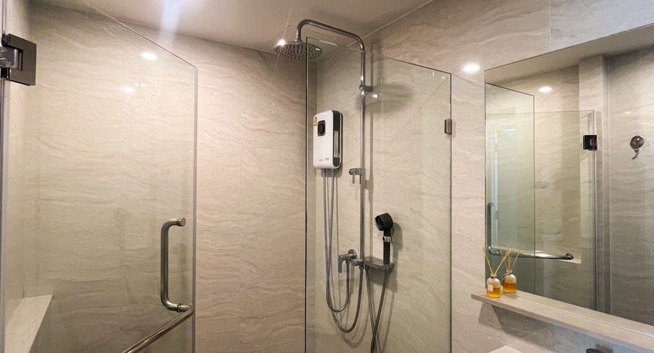 For sale 2 bedrooms condo in Bangkok Yai, Bangkok