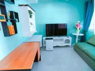 Casa adosada en venta y en alquiler de 3 habitaciones en Bang Lamung, Chonburi