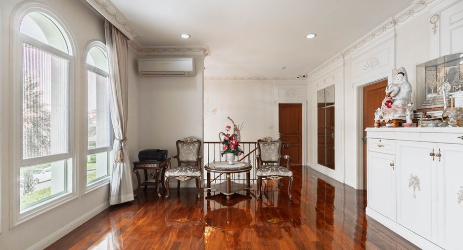 For sale 7 bedrooms house in Taling Chan, Bangkok