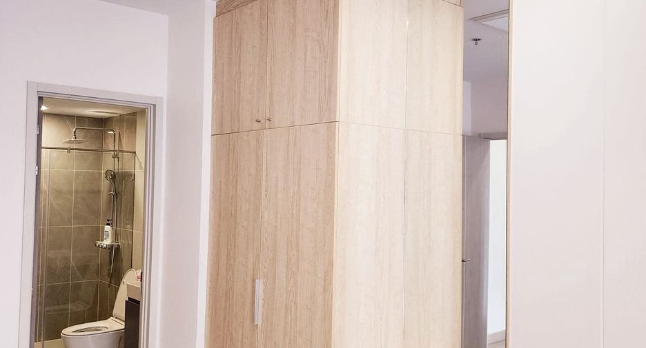 For rent 1 bed condo in Bang Rak, Bangkok