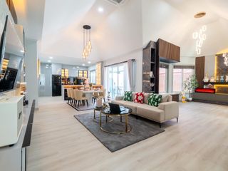 For sale 4 ベッドルーム villa in Bang Lamung, Chonburi
