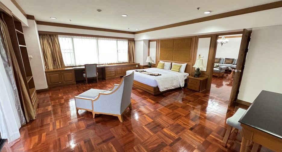Apartamento en alquiler de 4 habitaciones en Watthana, Bangkok