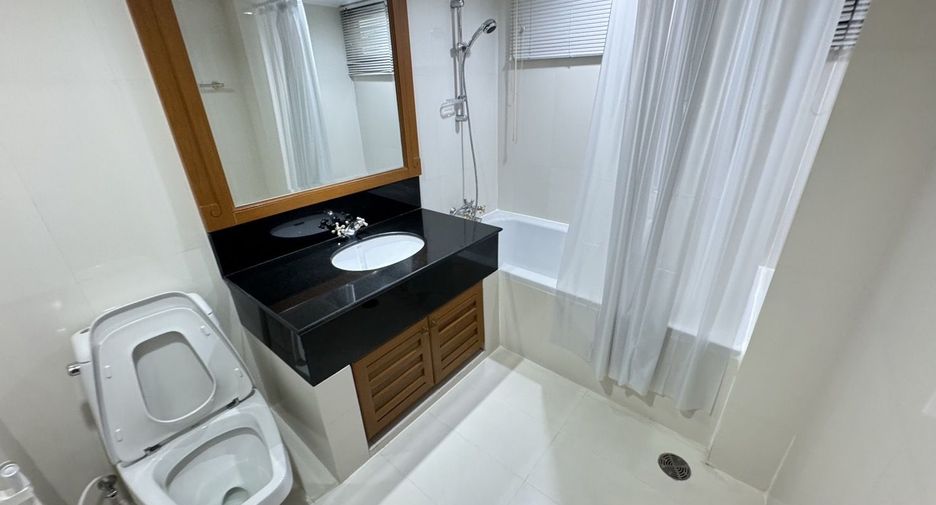 Apartamento en alquiler de 4 habitaciones en Watthana, Bangkok