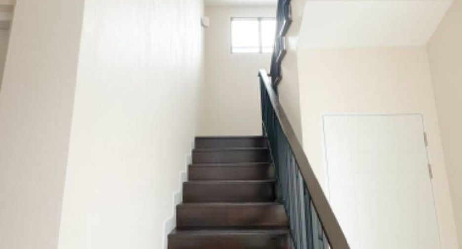 For sale 5 bedrooms house in Bang Phli, Samut Prakan