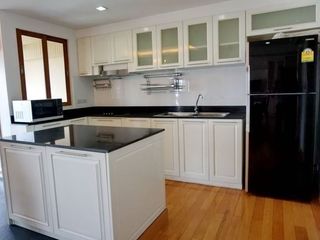 For rent 3 bedrooms condo in Watthana, Bangkok