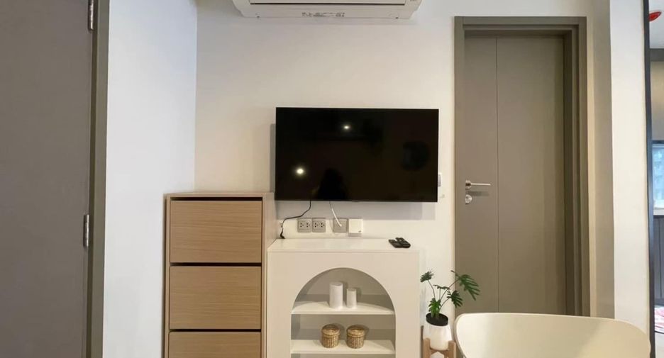 For rent studio condo in Huai Khwang, Bangkok