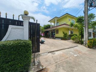For sale 15 bedrooms hotel in Bang Lamung, Chonburi