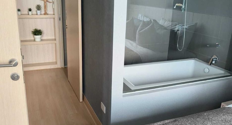 For sale 2 bedrooms condo in Si Racha, Chonburi