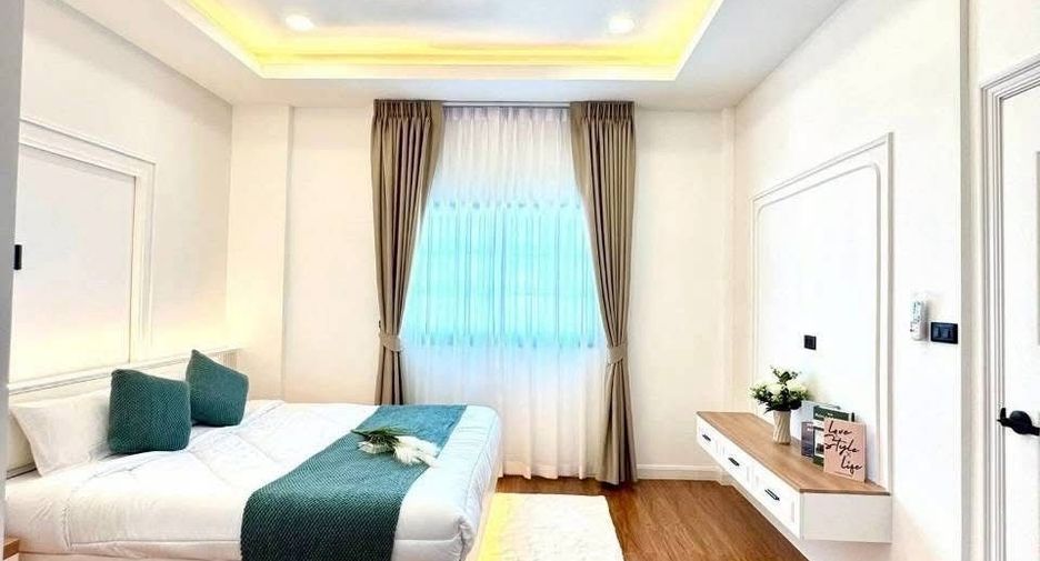 For sale 4 bedrooms house in Bang Lamung, Chonburi