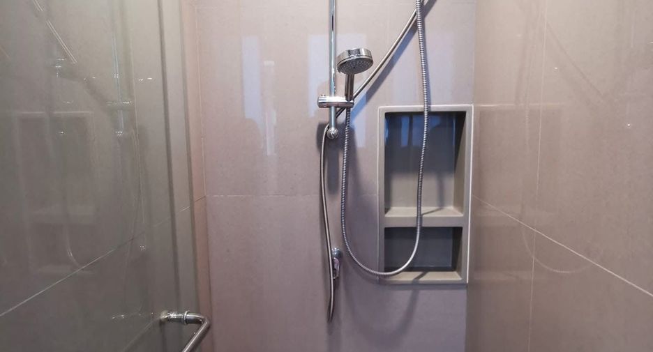 Condo en alquiler de 2 habitaciones en Khlong Toei, Bangkok