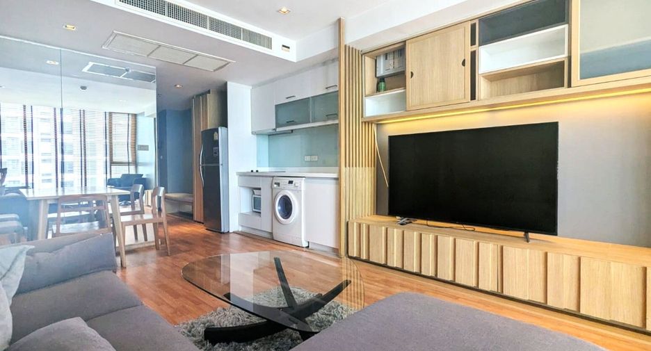 For rent 1 bed condo in Watthana, Bangkok