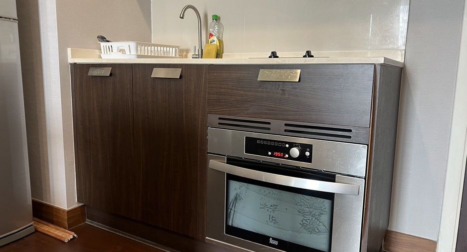 For rent 1 bed condo in Watthana, Bangkok
