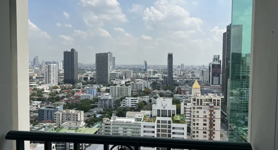 For rent 1 bed condo in Watthana, Bangkok