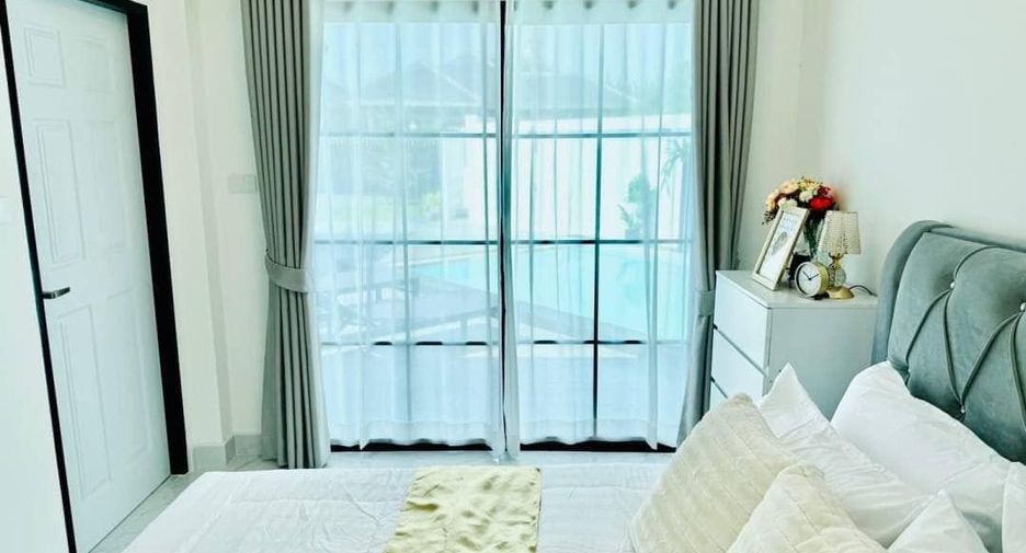 For sale 4 bedrooms house in Bang Lamung, Chonburi
