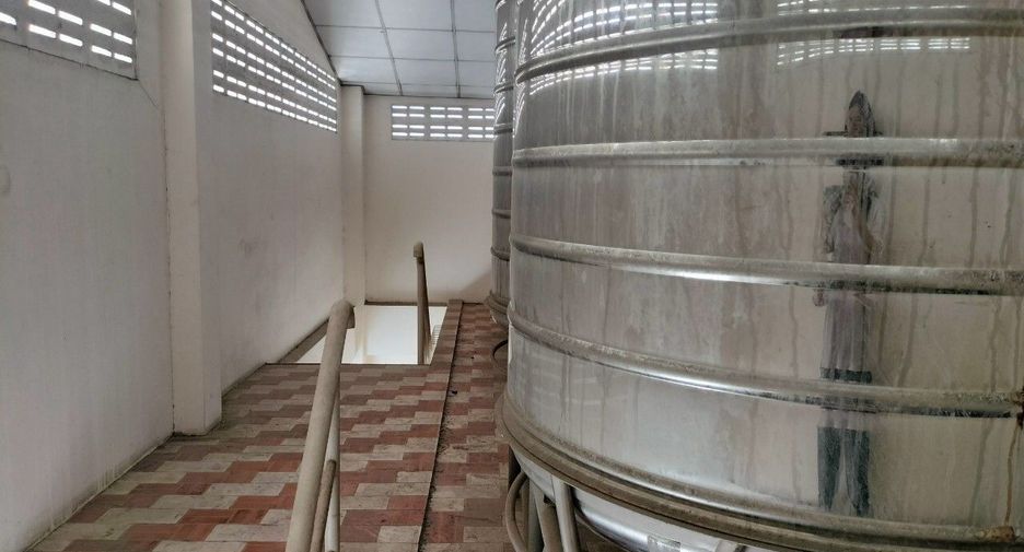 For sale 24 bedrooms retail Space in Mueang Samut Prakan, Samut Prakan