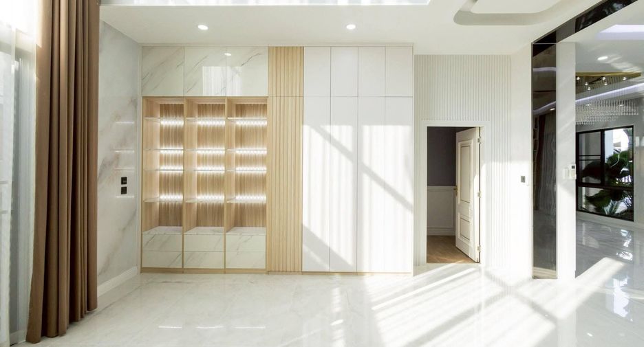 For sale 5 bedrooms house in Prawet, Bangkok