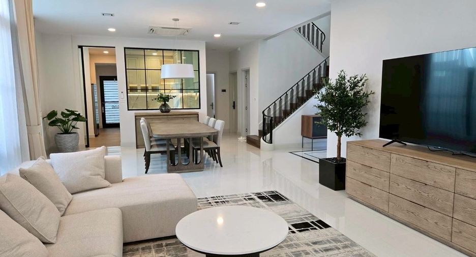 For rent 4 bedrooms house in Saphan Sung, Bangkok