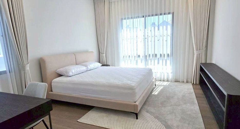 For rent 4 bedrooms house in Saphan Sung, Bangkok