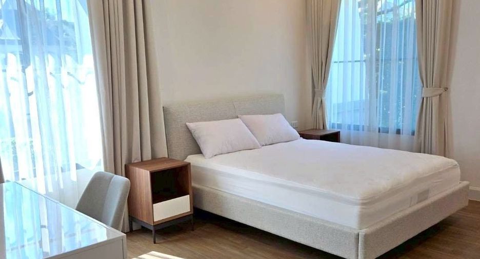 For rent 4 bedrooms house in Saphan Sung, Bangkok