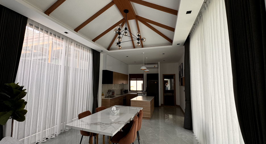 For sale 2 bedrooms villa in Mueang Phuket, Phuket
