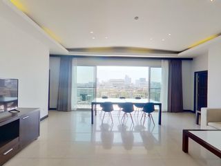 Wohnung zur Miete mit 4 Zimmer in Sathon, Bangkok
