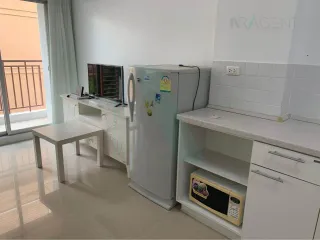 À louer studio condo à Pathum Wan, Bangkok
