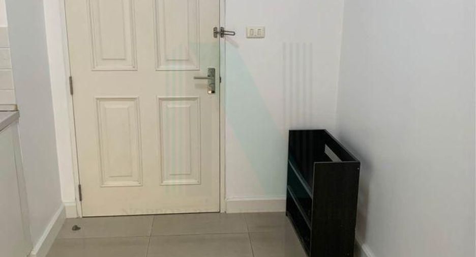 For rent studio condo in Pathum Wan, Bangkok