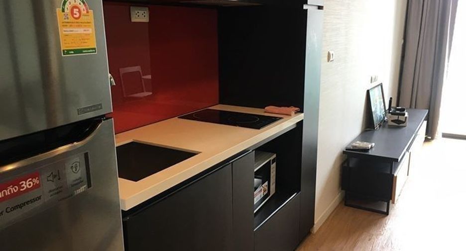For sale and for rent 1 bed condo in Bang Rak, Bangkok