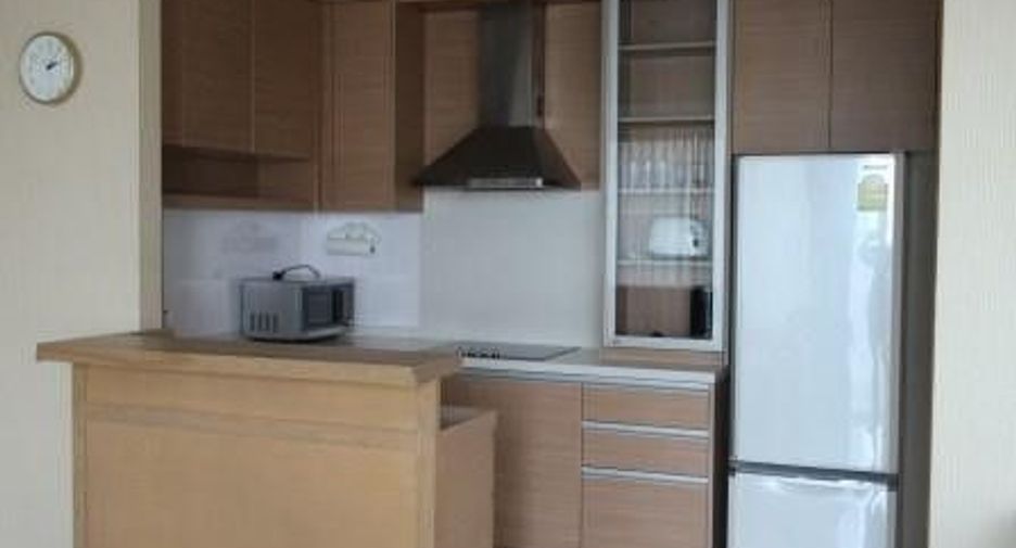 Condo en alquiler de 2 habitaciones en Khlong Toei, Bangkok