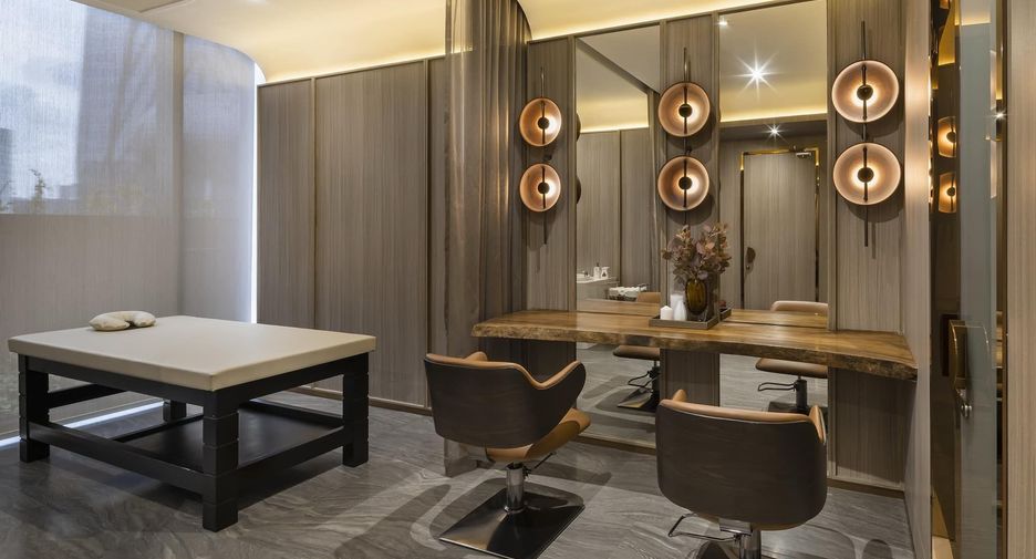 For rent 1 bed condo in Khlong Toei, Bangkok