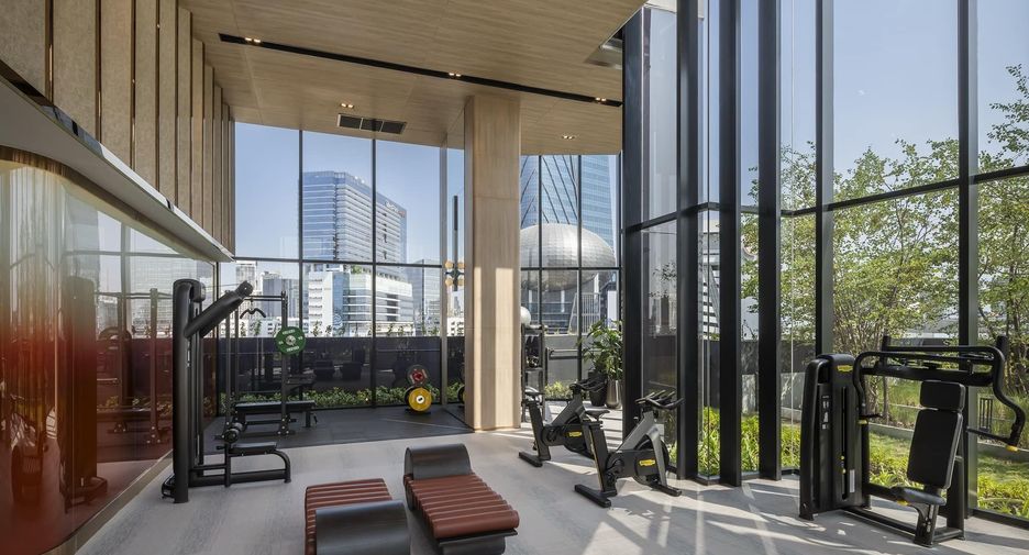 For rent 1 bed condo in Khlong Toei, Bangkok