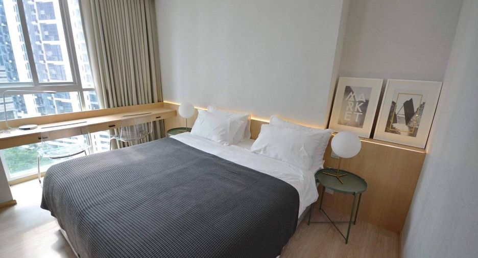 For sale 2 bedrooms condo in Huai Khwang, Bangkok