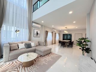 Haus zur Miete mit 4 Zimmer in Bang Phli, Samut Prakan