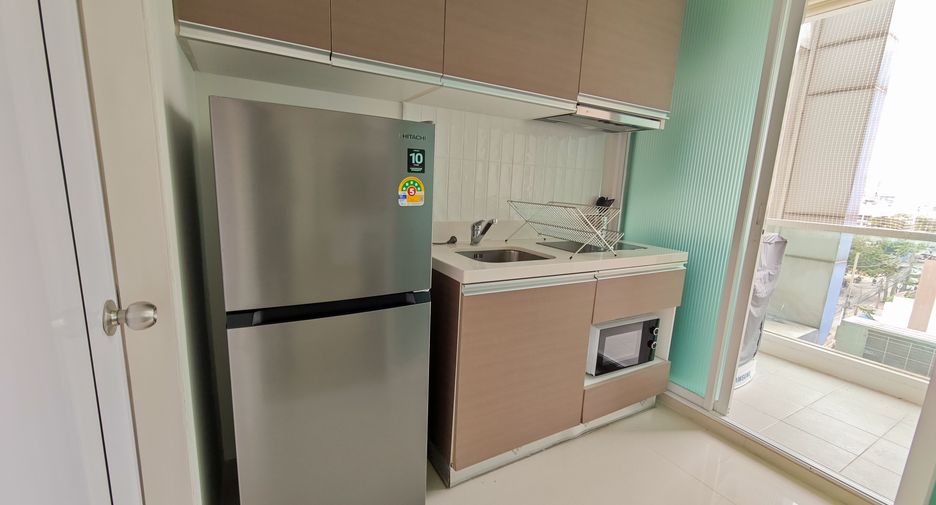 For rent 2 bedrooms condo in Phaya Thai, Bangkok