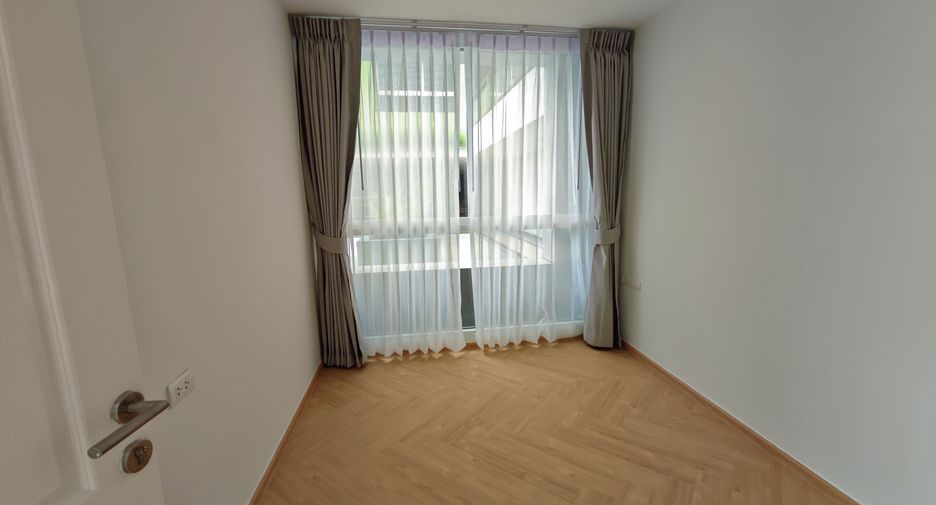 For rent 2 bedrooms condo in Phaya Thai, Bangkok