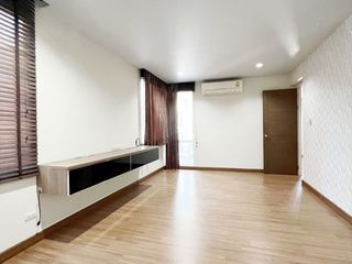 For sale 4 bedrooms house in Don Mueang, Bangkok