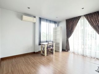 For sale 4 bedrooms house in Don Mueang, Bangkok